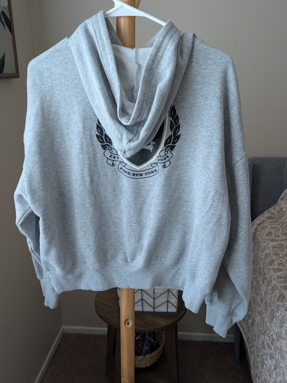 PINK Victoria's Secret Heather Gray Crop Pullover Hoodie - Picture 3 of 4